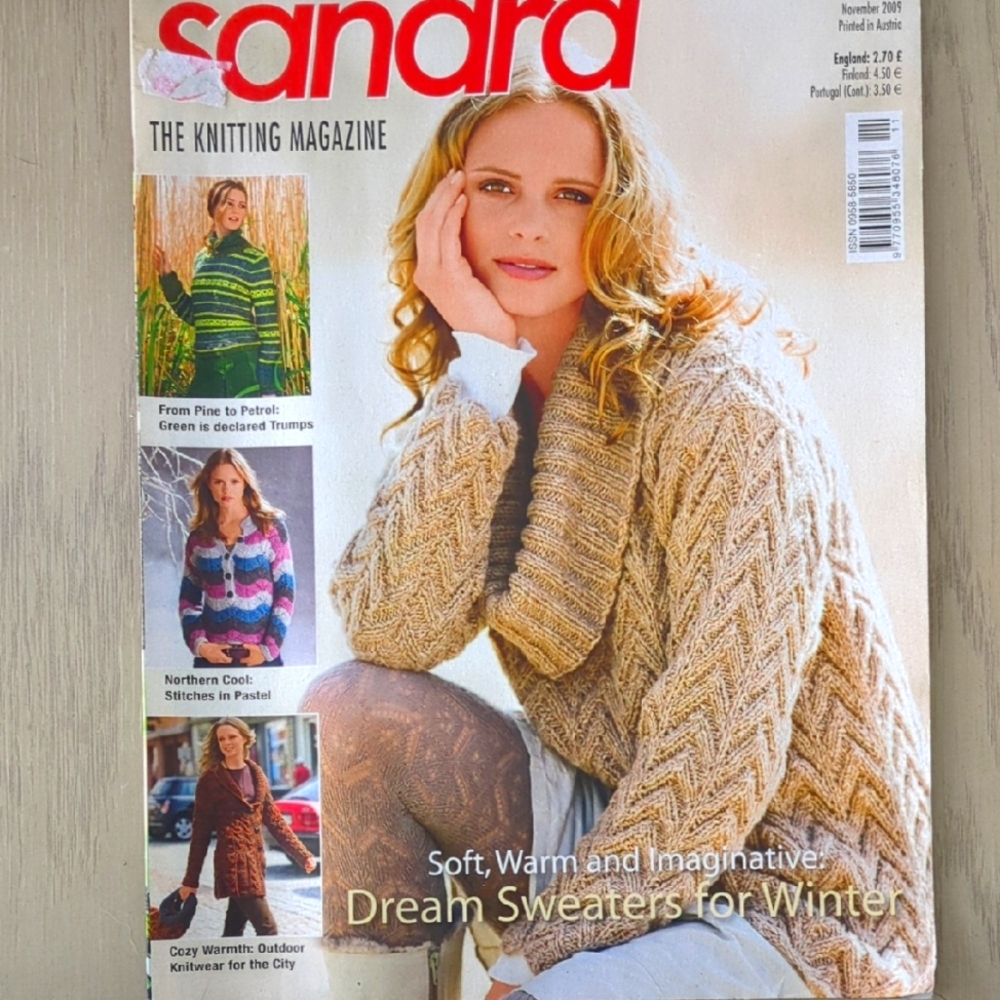 Sandra The Knitting Magazine November 2009 32 Knitting Patterns - Picture 2 of 16